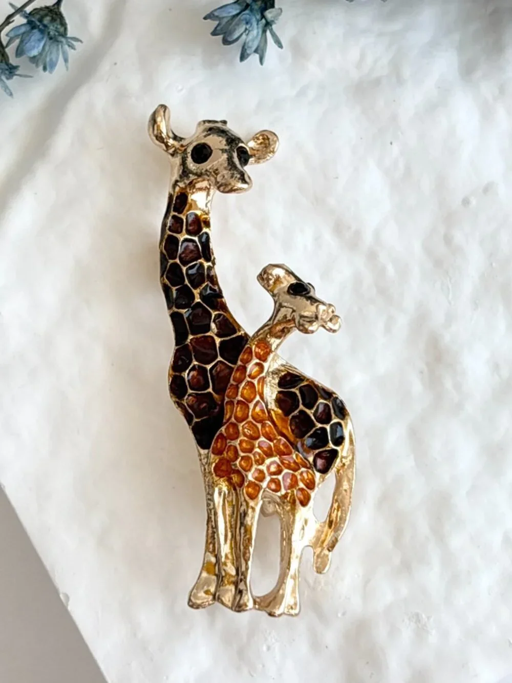 Giraffe Figural Mom & Baby Animal Enameled Gold Toned Vintage Insp Brooch Pin